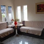 Gloria Hotel